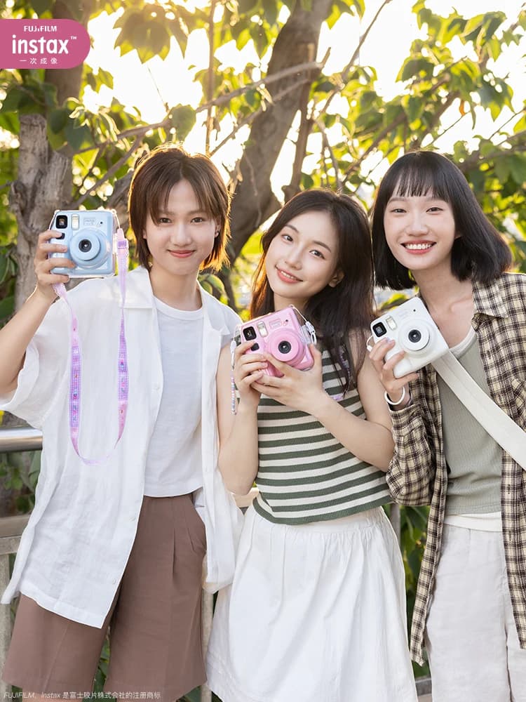 Подарок к началу учебного года: фотоаппарат Fujifilm Instax mini SE для мальчиков и девочек, подарок для школьников 7+/7S., фото 1